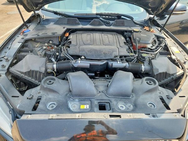 2013 JAGUAR XJ XJL Portfolio