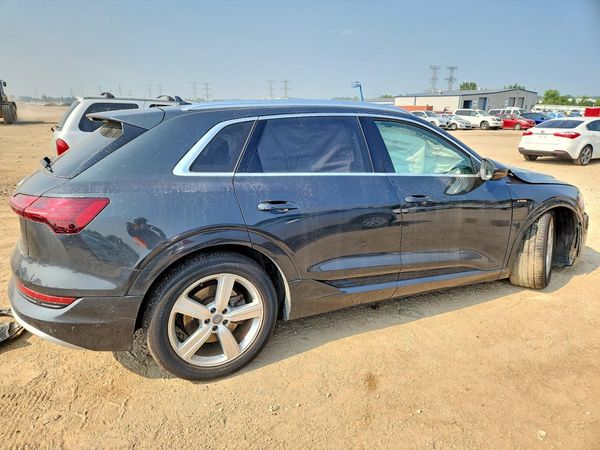 2019 AUDI E-TRON