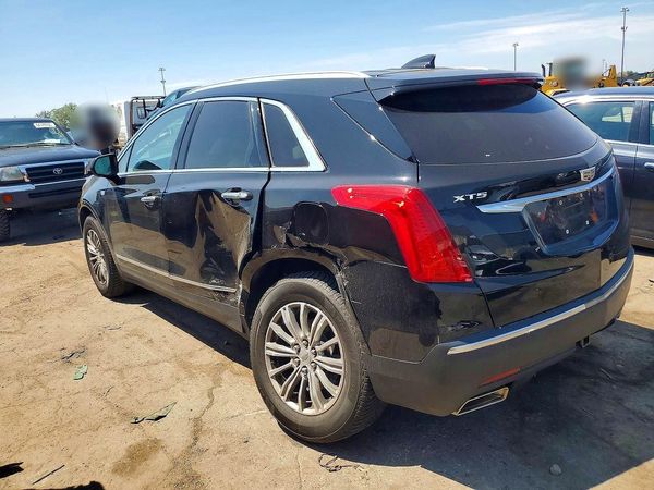 2018 CADILLAC XT5 Luxury