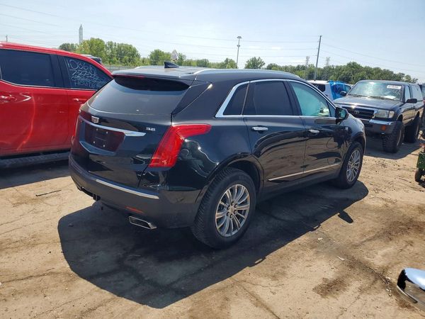 2018 CADILLAC XT5 Luxury