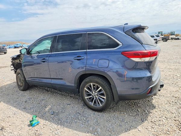 2019 TOYOTA HIGHLANDER