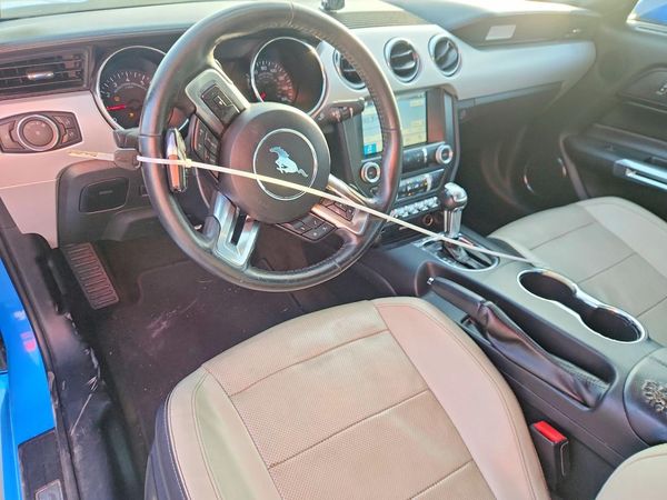 2017 FORD MUSTANG I4 Coupe