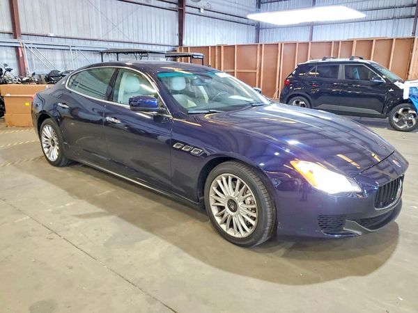 2014 MASERATI QUATTROPORTE Essence