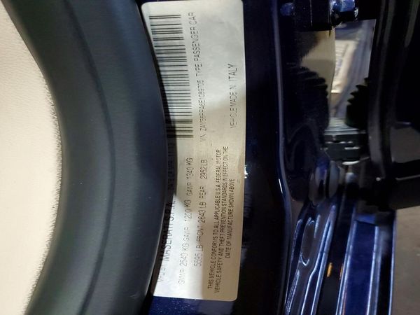 2014 MASERATI QUATTROPORTE Essence