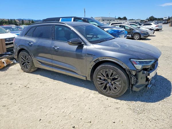 2024 AUDI Q8 E-TRON
