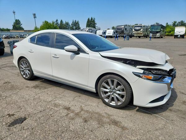 2023 MAZDA 3 Preferred Package