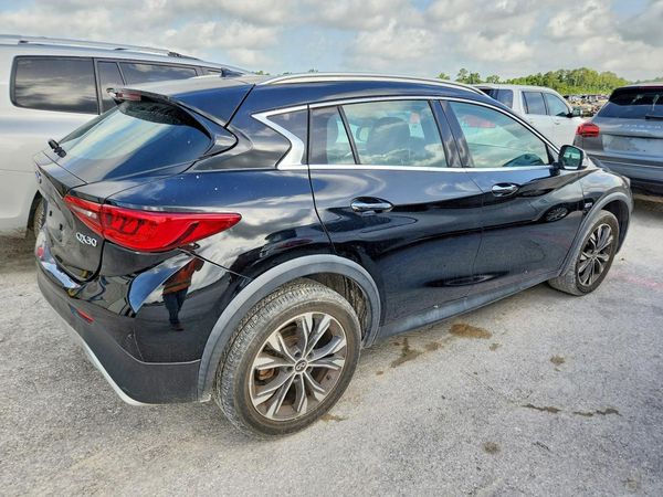 2018 INFINITI QX30