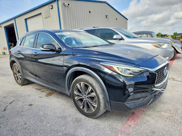 2018 INFINITI QX30