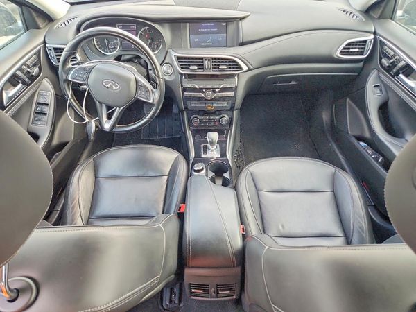 2018 INFINITI QX30