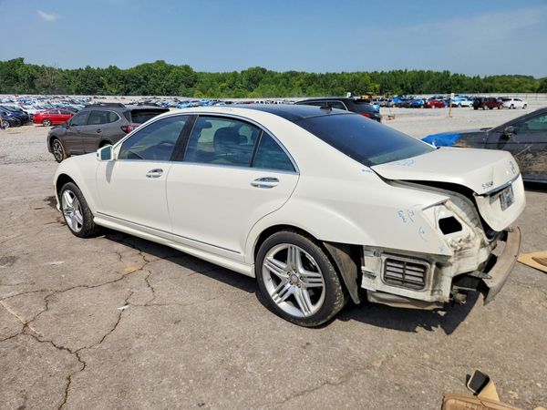 2013 MERCEDES-BENZ S S550