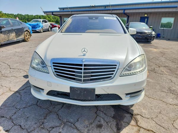 2013 MERCEDES-BENZ S S550