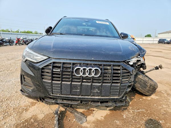 2023 AUDI Q3