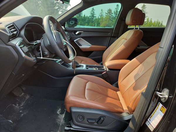 2023 AUDI Q3