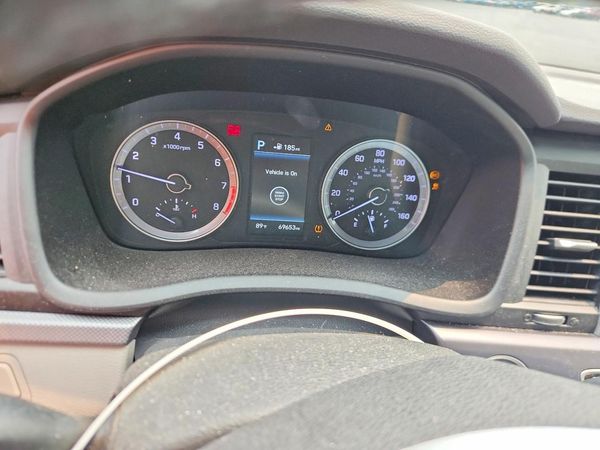 2019 HYUNDAI SONATA