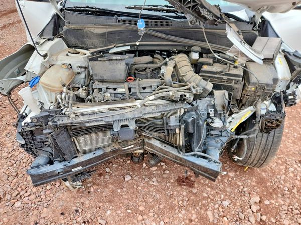 2024 KIA SELTOS SX — Engine bay