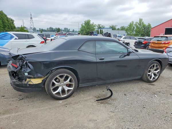 2015 DODGE CHALLENGER SXT Plus