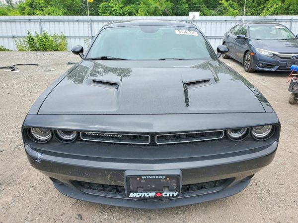 2015 DODGE CHALLENGER SXT Plus