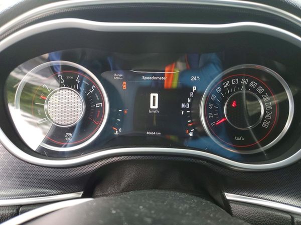 2015 DODGE CHALLENGER SXT Plus