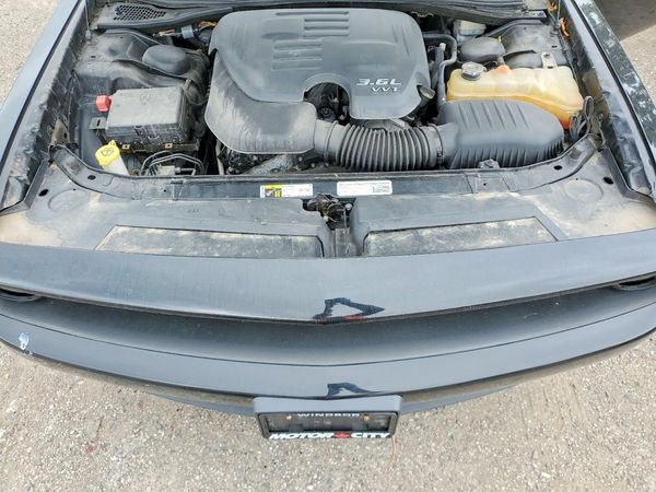 2015 DODGE CHALLENGER SXT Plus