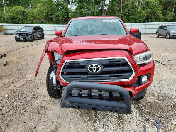 2017 TOYOTA TACOMA