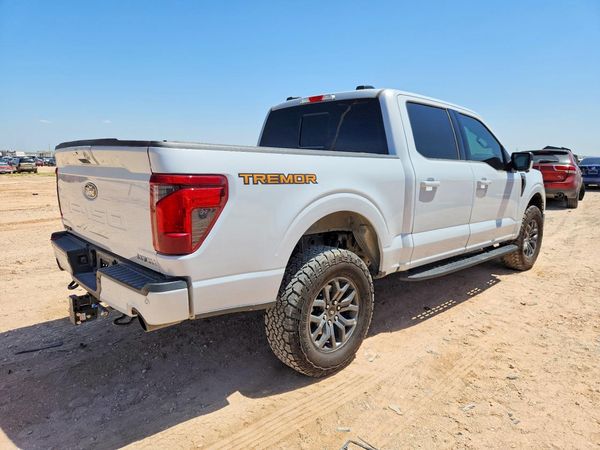 2025 FORD F150