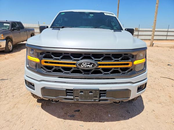 2025 FORD F150