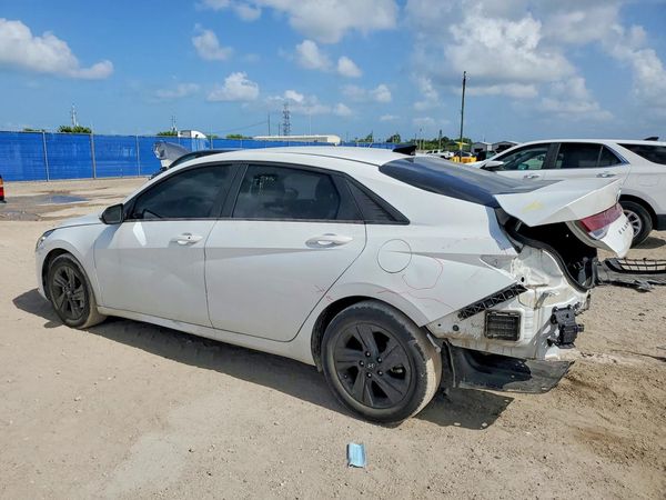 2021 HYUNDAI ELANTRA