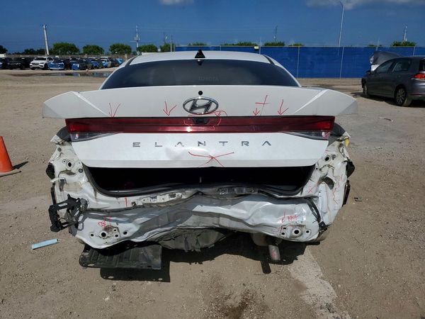 2021 HYUNDAI ELANTRA