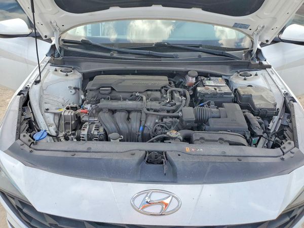 2021 HYUNDAI ELANTRA