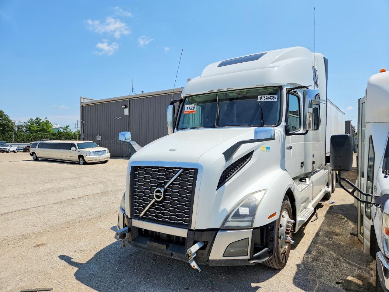 2019 VOLVO VNL