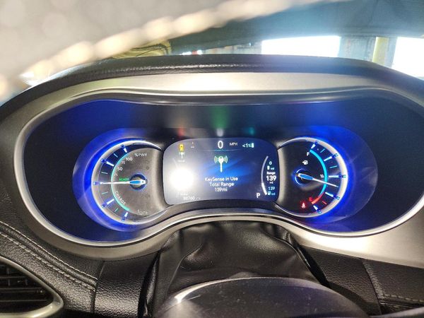 2021 CHRYSLER PACIFICA Limited