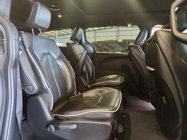 2021 CHRYSLER PACIFICA Limited
