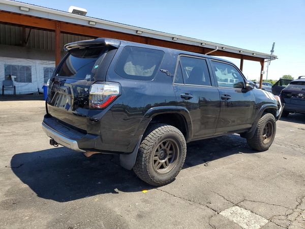 2020 TOYOTA 4RUNNER Base Grade