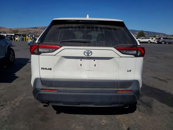2023 TOYOTA RAV4 LE