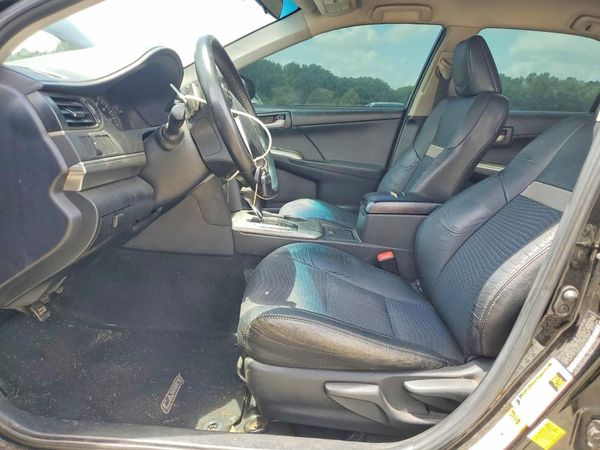2014 TOYOTA CAMRY