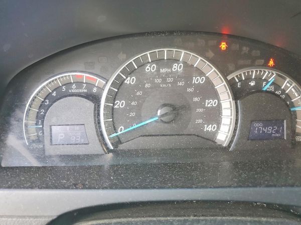 2014 TOYOTA CAMRY
