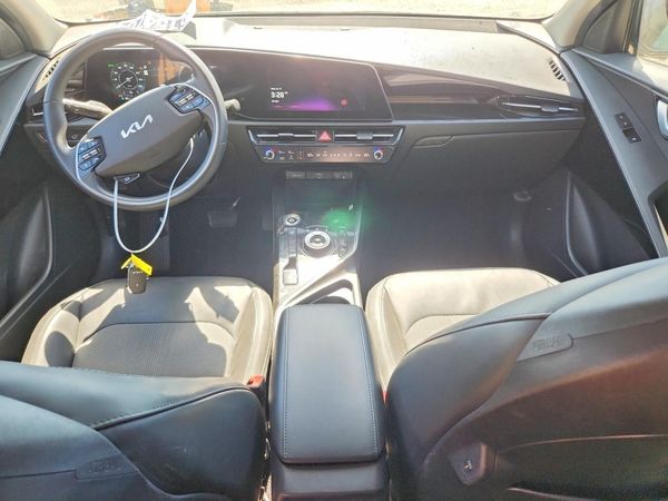 2024 KIA NIRO Wind