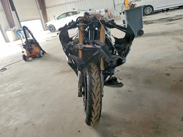 2022 BMW S