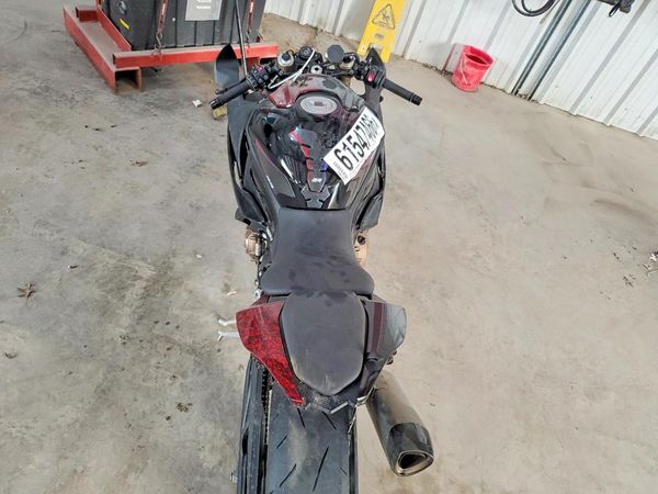 2022 BMW S