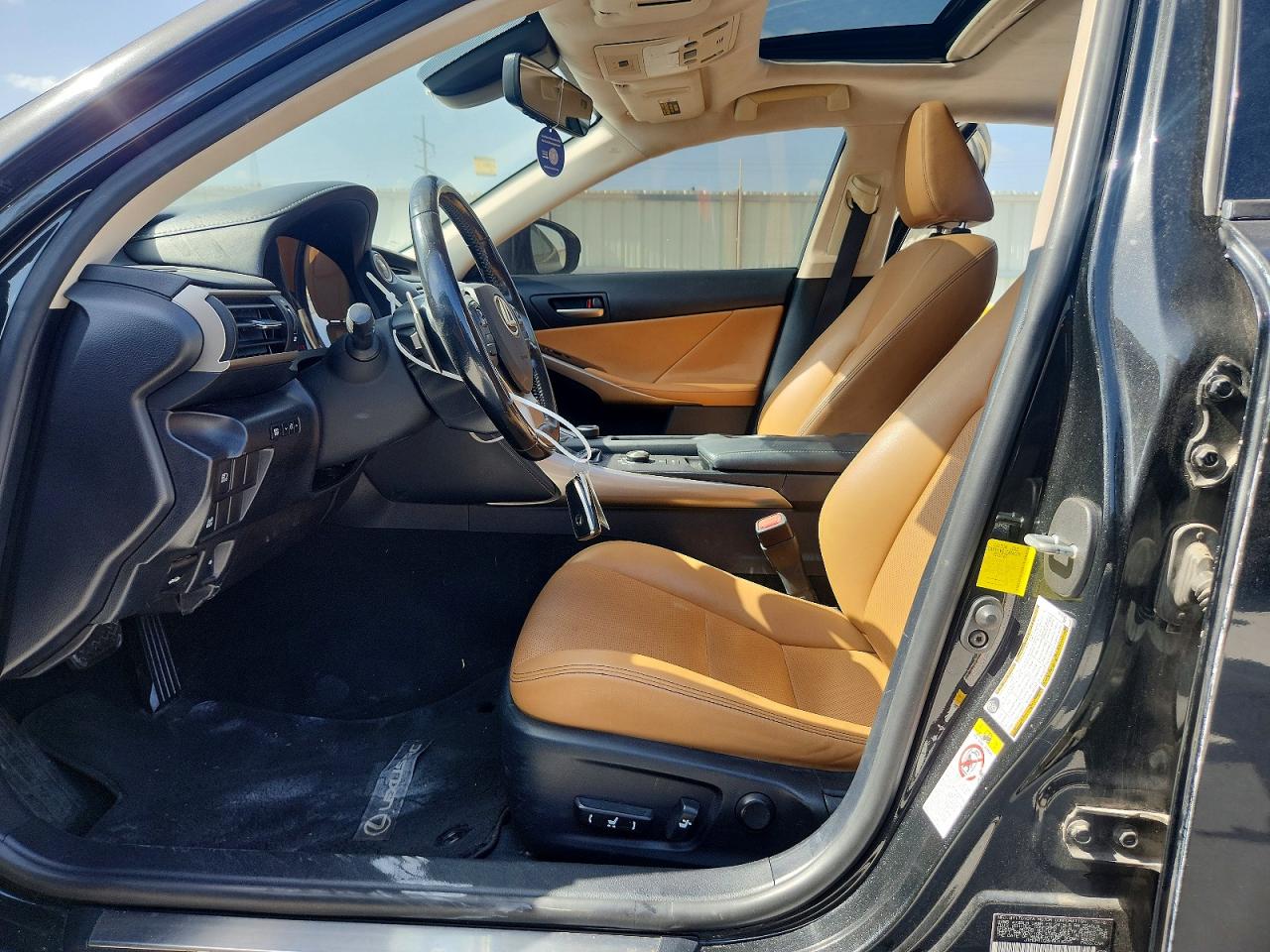 2017 LEXUS IS 300
