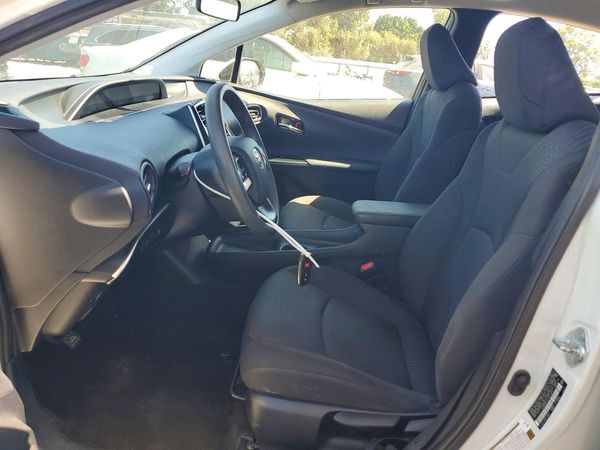 2016 TOYOTA PRIUS One/Two