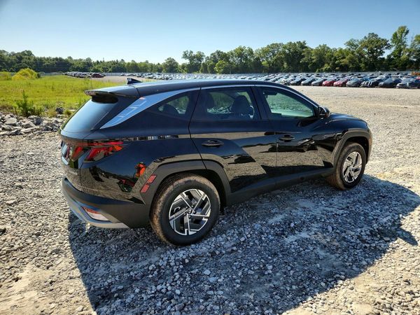 2026 HYUNDAI TUCSON Blue SE
