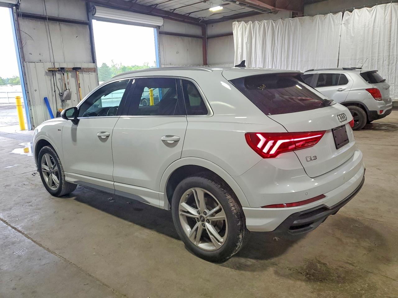2022 AUDI Q3