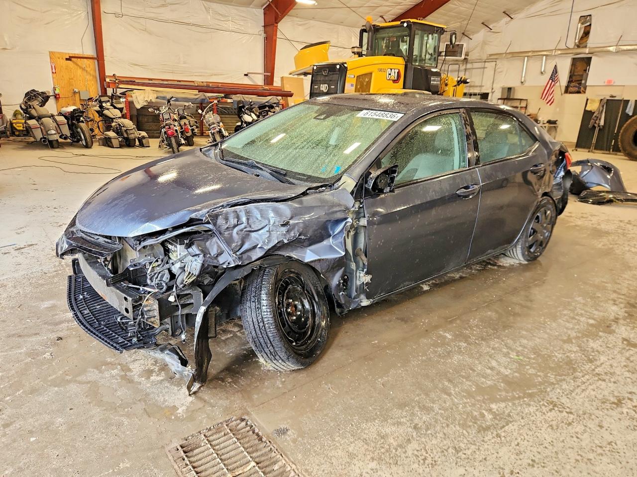 2017 TOYOTA COROLLA — Front 3/4