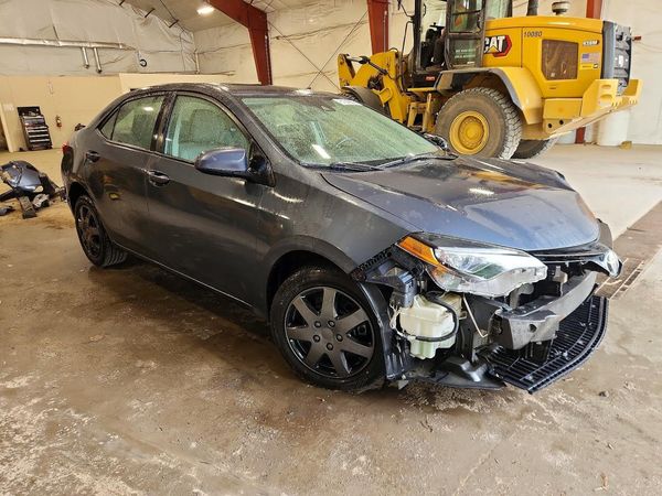 2017 TOYOTA COROLLA — Passenger 3/4
