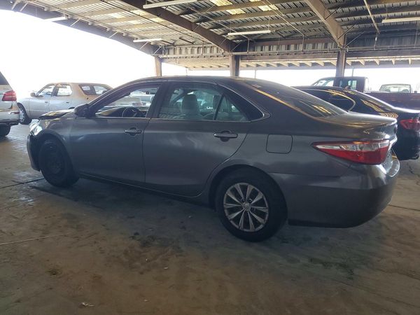 2015 TOYOTA CAMRY