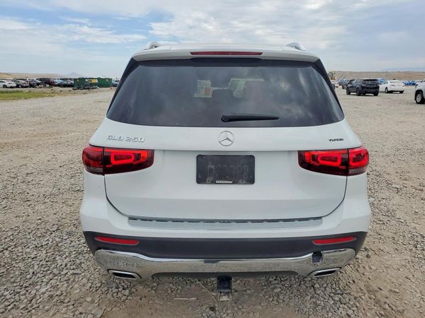 2021 MERCEDES-BENZ GLB GLB250