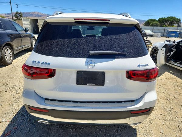 2023 MERCEDES-BENZ GLB GLB250 4MATIC