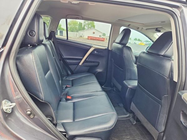 2015 TOYOTA RAV4 Limited (G Grade)