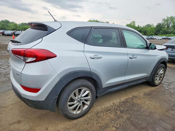2018 HYUNDAI TUCSON SE Standard